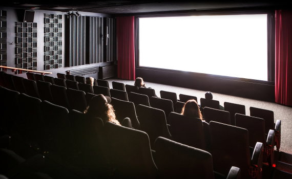 Publik i biografen Klarabiografen. 