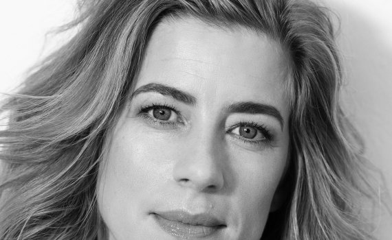 Porträttbild på Anna Granath
