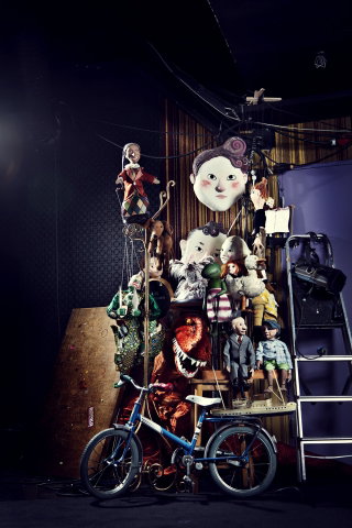Dockor och scenografi på Marionetteatern. 