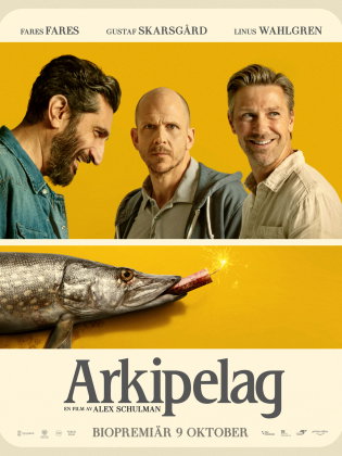 Tre män skrattar, en gädda har en dynamit i munnen.